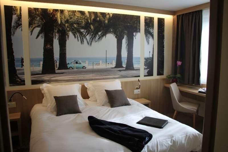 Mormant-sur-Vernisson Brit Hotel Montargis חדר תמונה